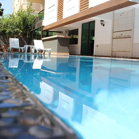 My New Hotel 2*